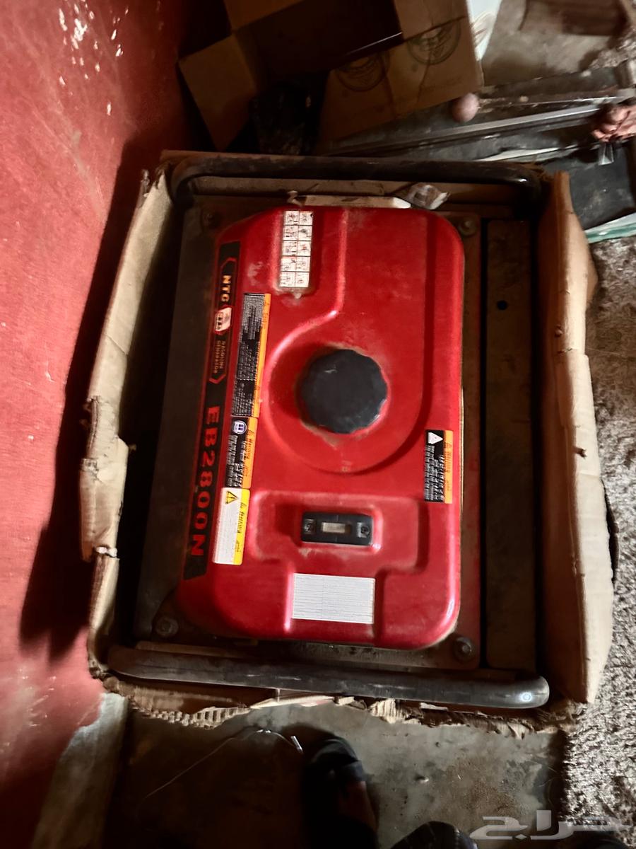 ماطور كهرباء بنزين نظيف استخدام قليل جدا  بحالة الجديد63005145891585114