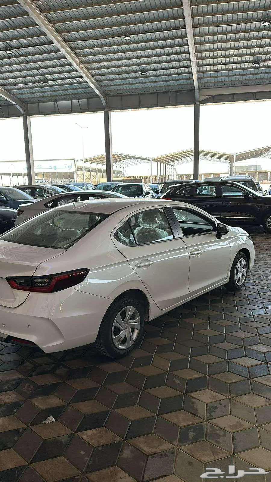 Honda City DX Standard 2024 Sevens Company Offers63616141332865112