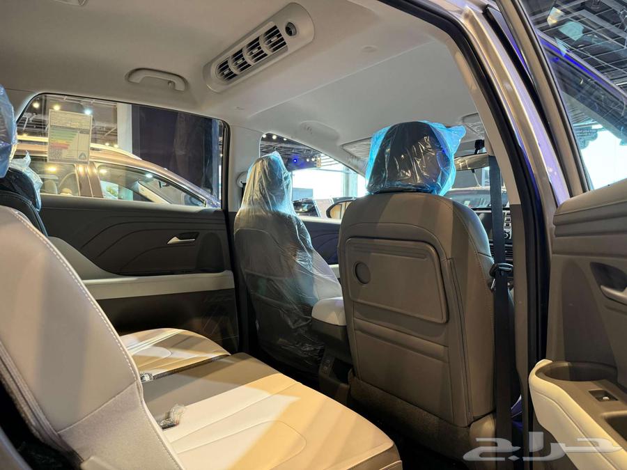 Hyundai Staria 2025 at Sevens Cars Company63616147859201114