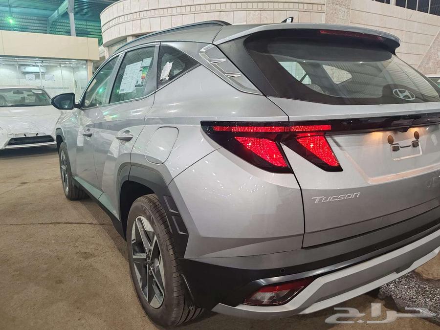 Hyundai Tucson Smart 1600 CC 202563005655988354113