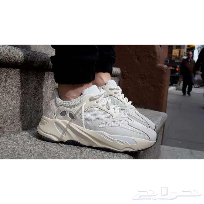 yeezy-boost-700 ANALOG63388597886209112