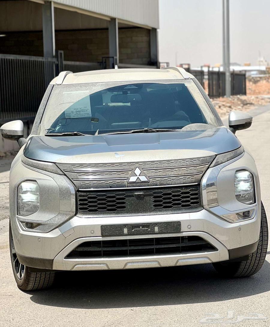 ميتسوبيشي اوتلاندر 4 4 نص فل 7 راكب 202563400910649089111