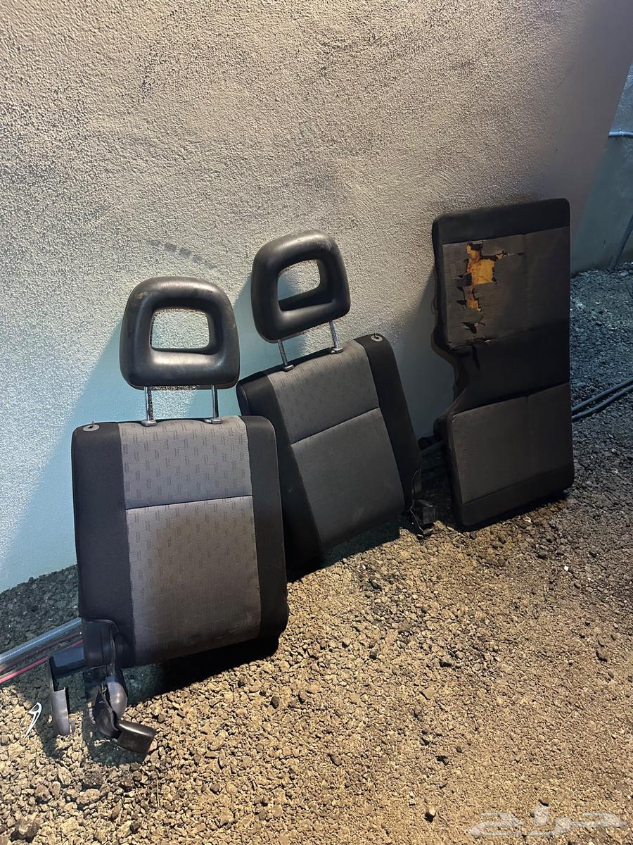 Gym seats are clean.63399535615875112