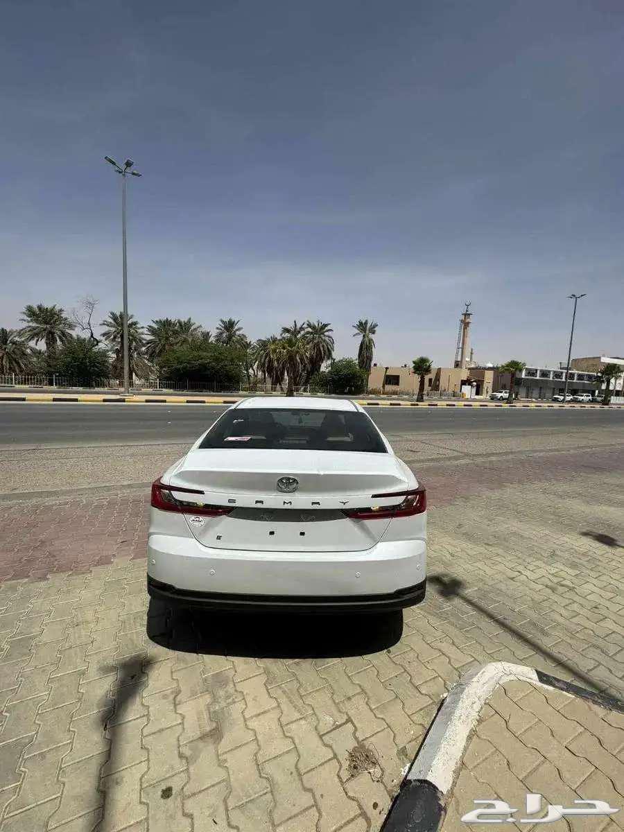Toyota Camry E Standard Model 202563403569064065114