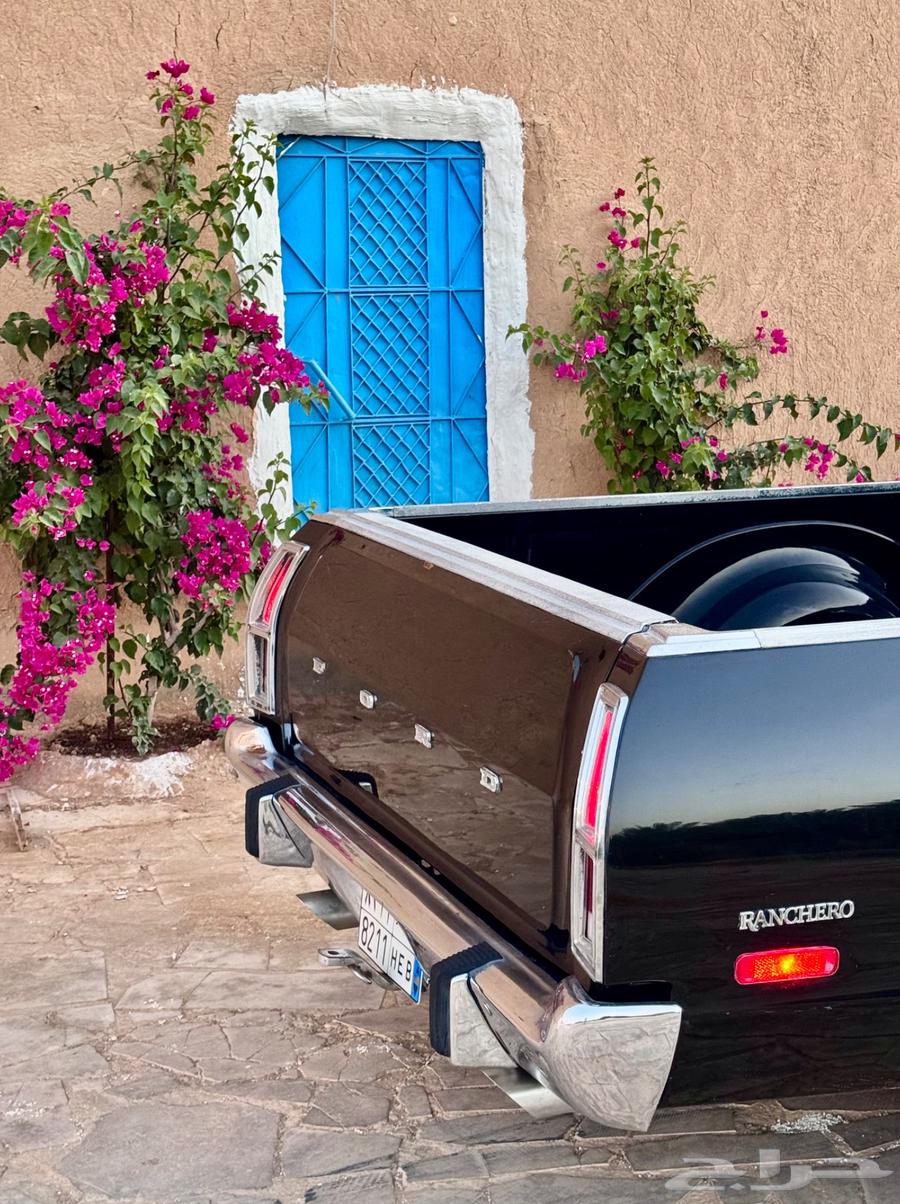 Rare and distinctive classic Ford, fully restored, 79 Ranchero63402063247747113