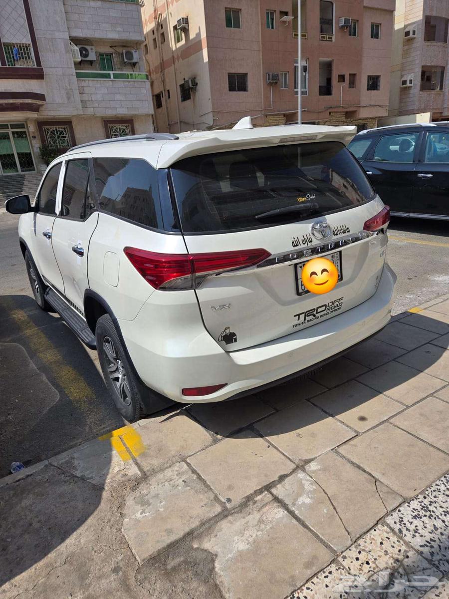 Toyota Fortuner 202063398175849345113