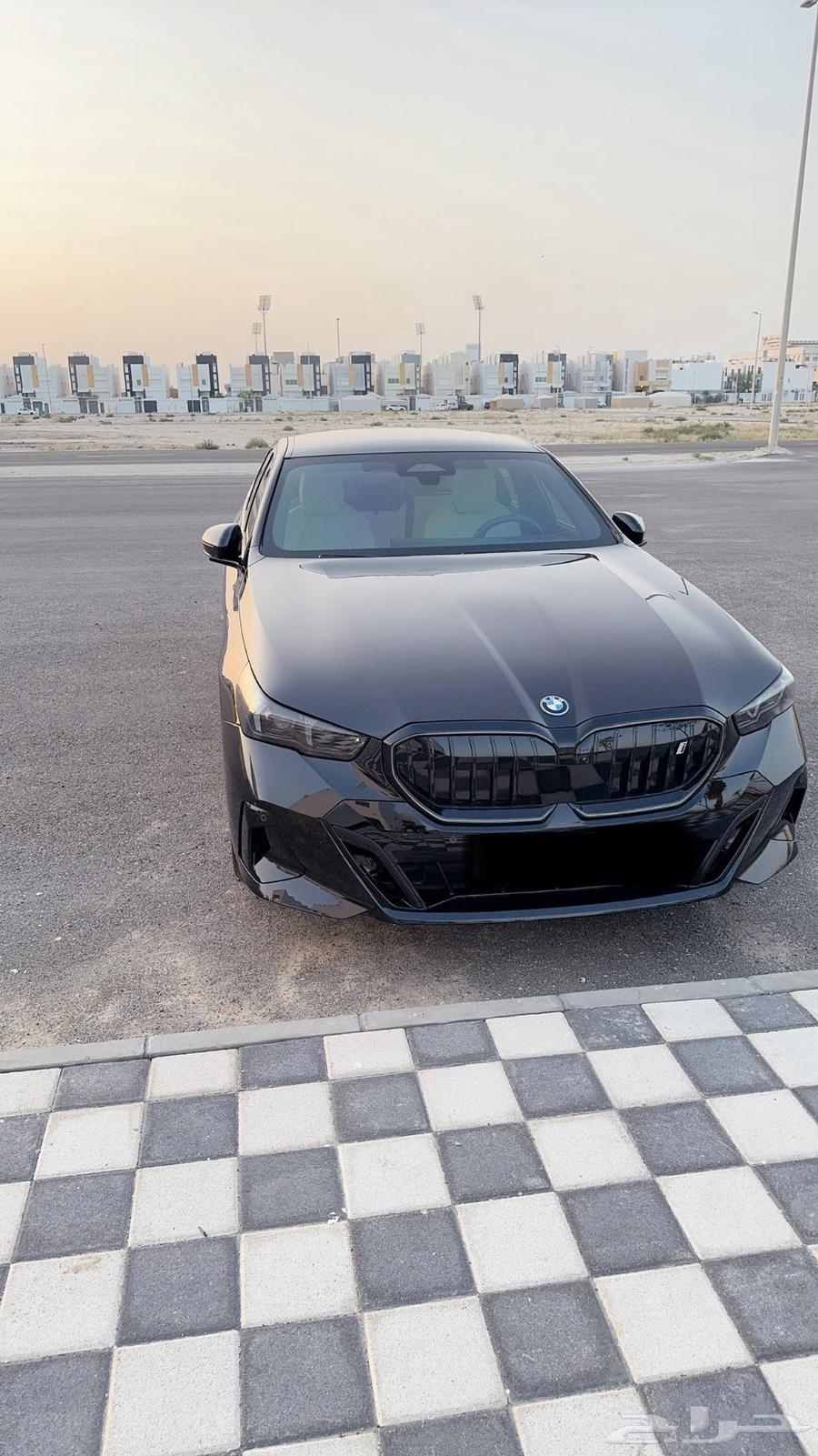 BMW i5 2024 Black Sapphire Metallic63399597428611112