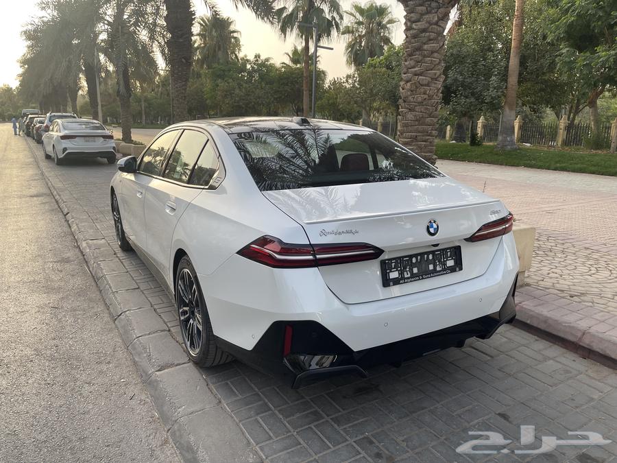 BMW 520i M 202463402074213377112