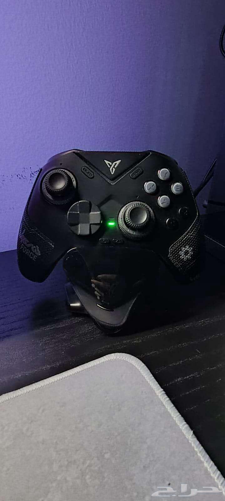 New Flydigi Vader 4 Pro professional controller (urgent sale)63389227272834111