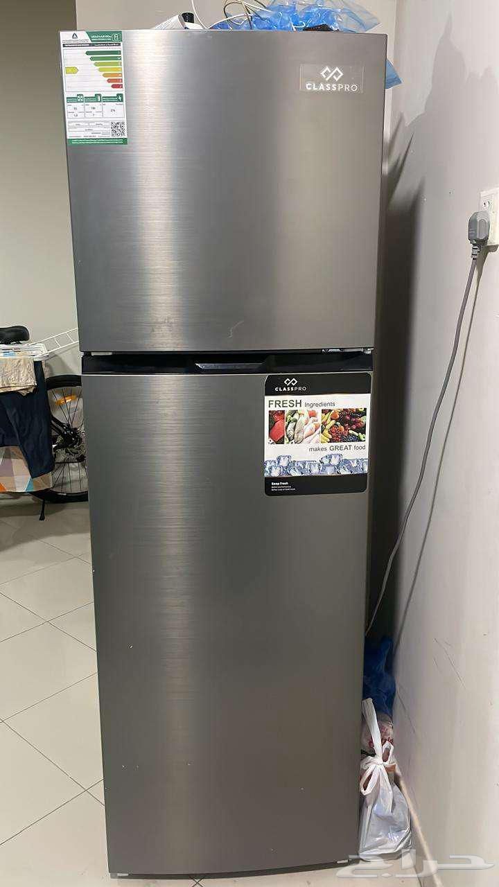 AC and fridge63380101300481114