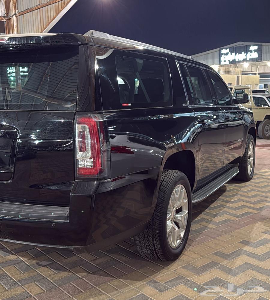Yukon GMC 2015 long full black Saudi63380502328706112