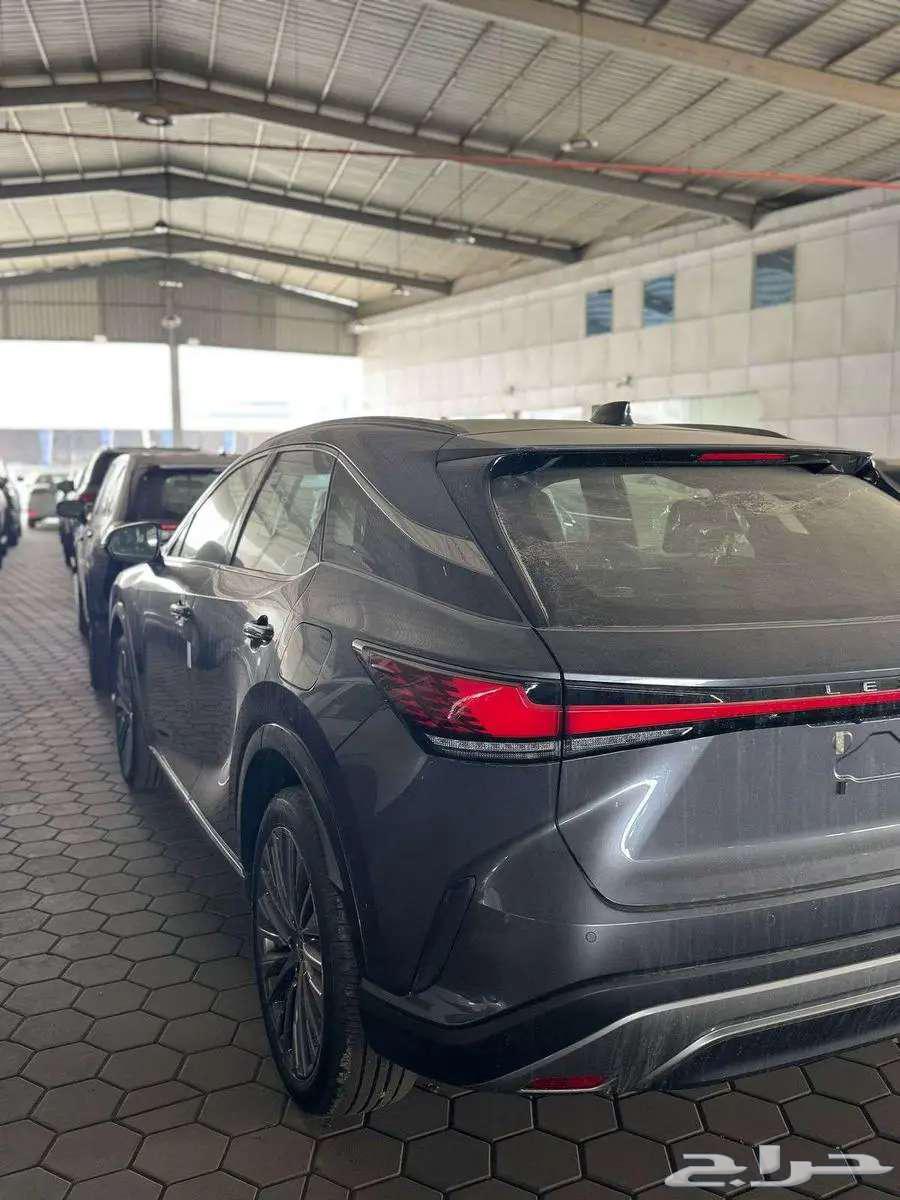 لكزس RX 350 BB موديل 2025 بنزين63398305320577111