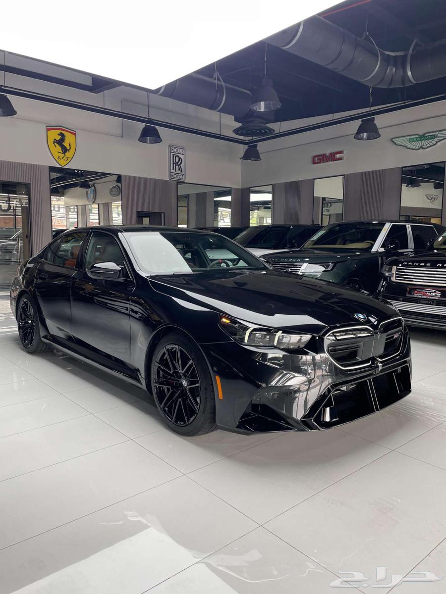 BMW M5 - 2026 - NEW63396393751041111
