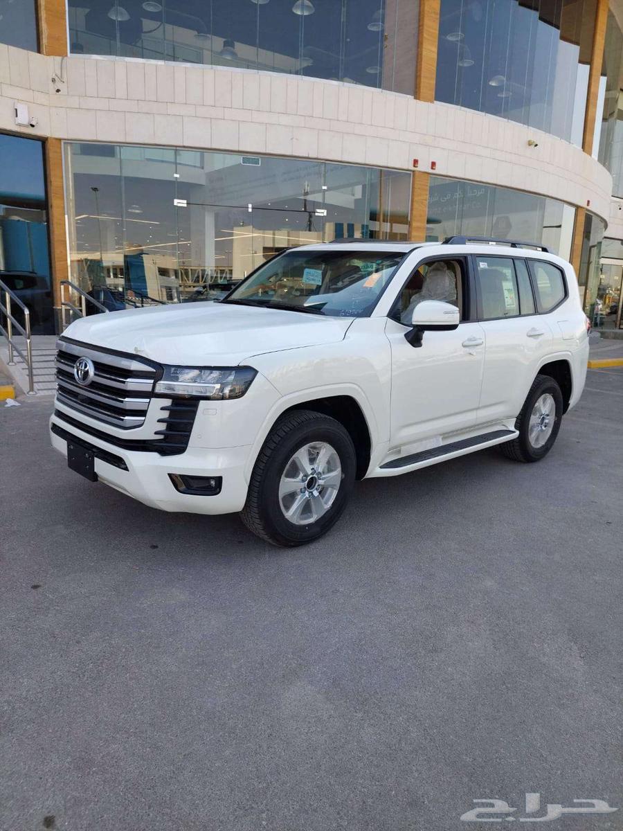 تويوتا لاندكروزر GXR L2 بنزين سعودي بطاقة جمركية 202563396412519683112