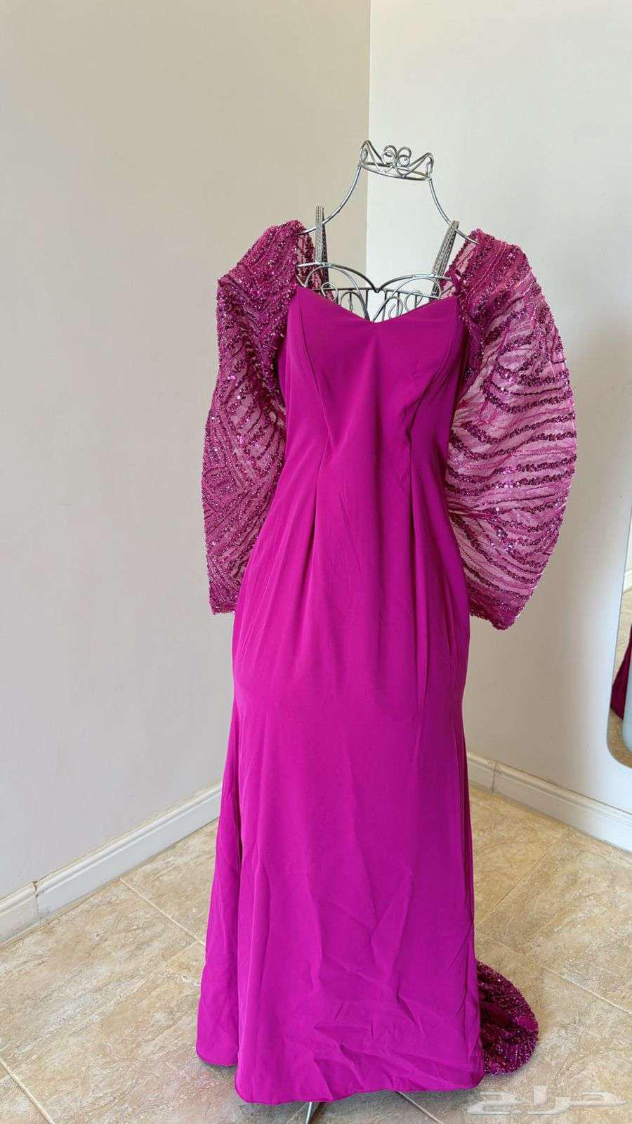 Luxurious dress63388975974146111