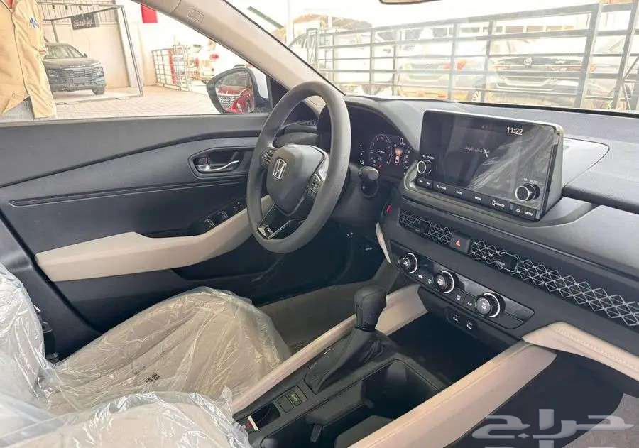 هوندا اكورد LX ستاندر 2025 سعودي وارد عبدالله هاشم63396444712833111