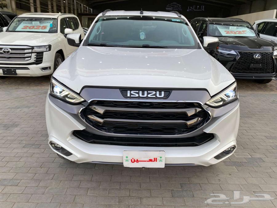 ايسوزو جيب MUX موديل 2024 عداد 18 الف كم63396351114755111