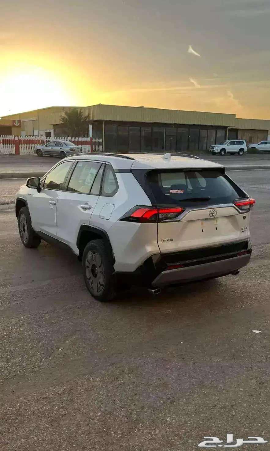 راف فور XLE بنزين 2025 بنظامي الكاش والتمويل منتهي بالتمليك63381127518466112