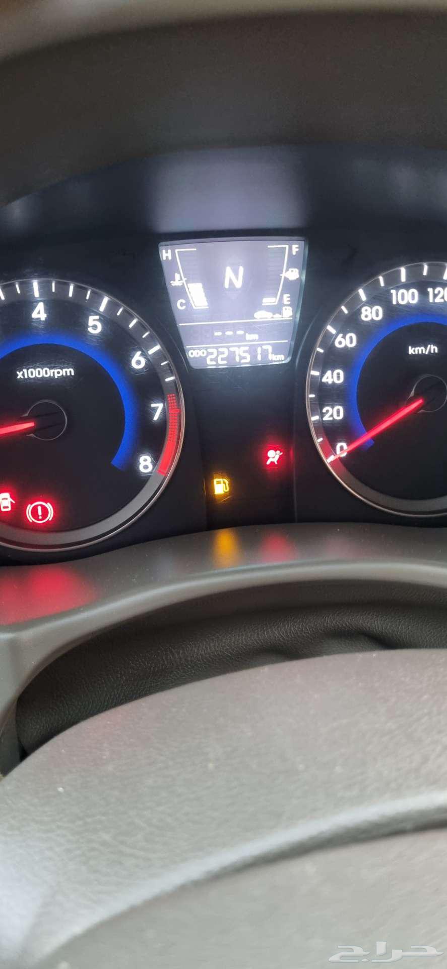 Hyundai Accent 201463389540218881112