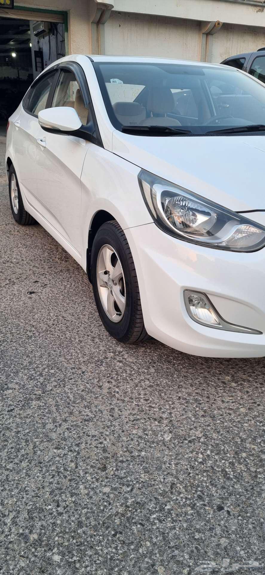 Hyundai Accent 201463389540218881111