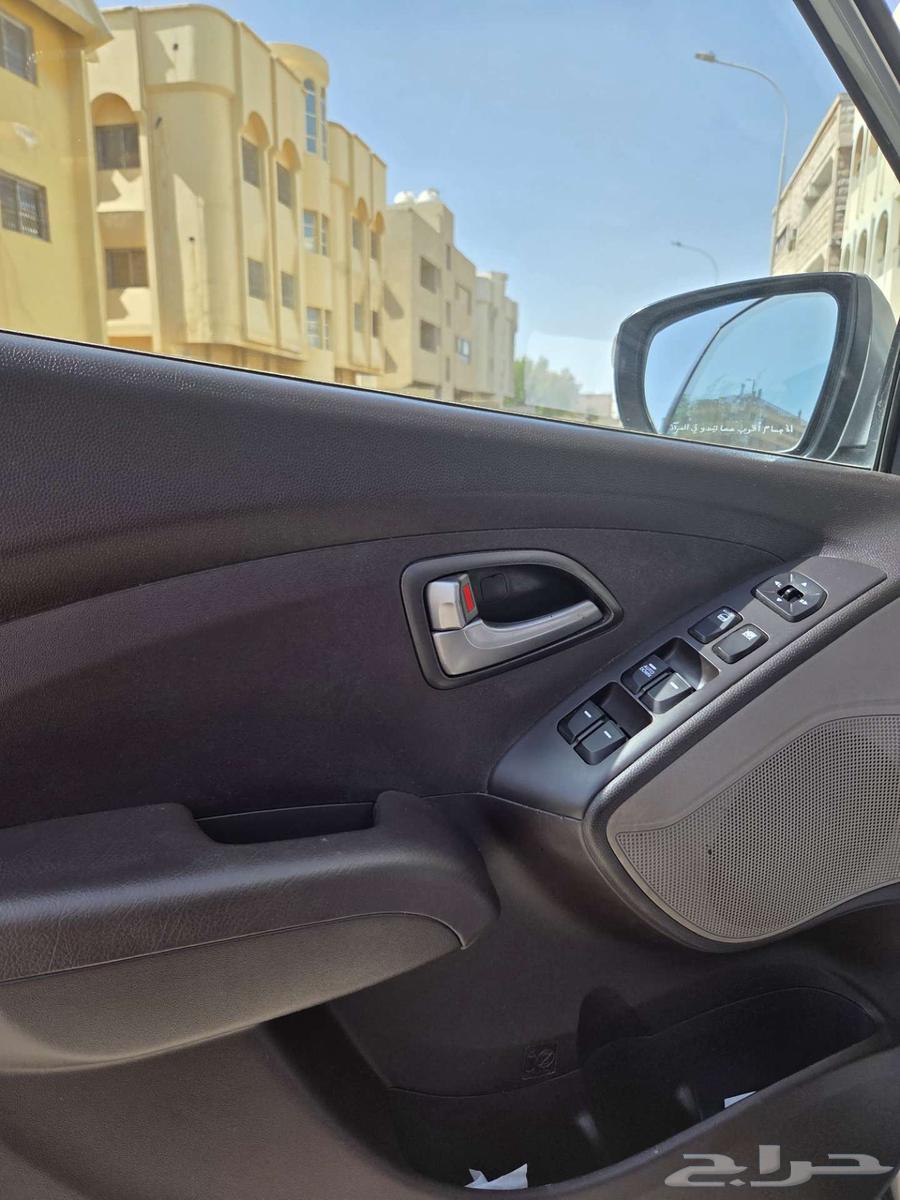 هيونداي توسان 201563402075143810112