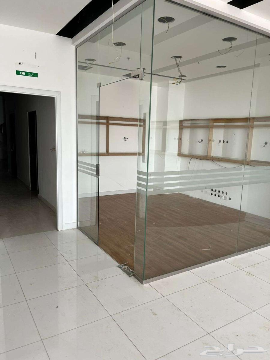 معرض للإيجار63611848077187114