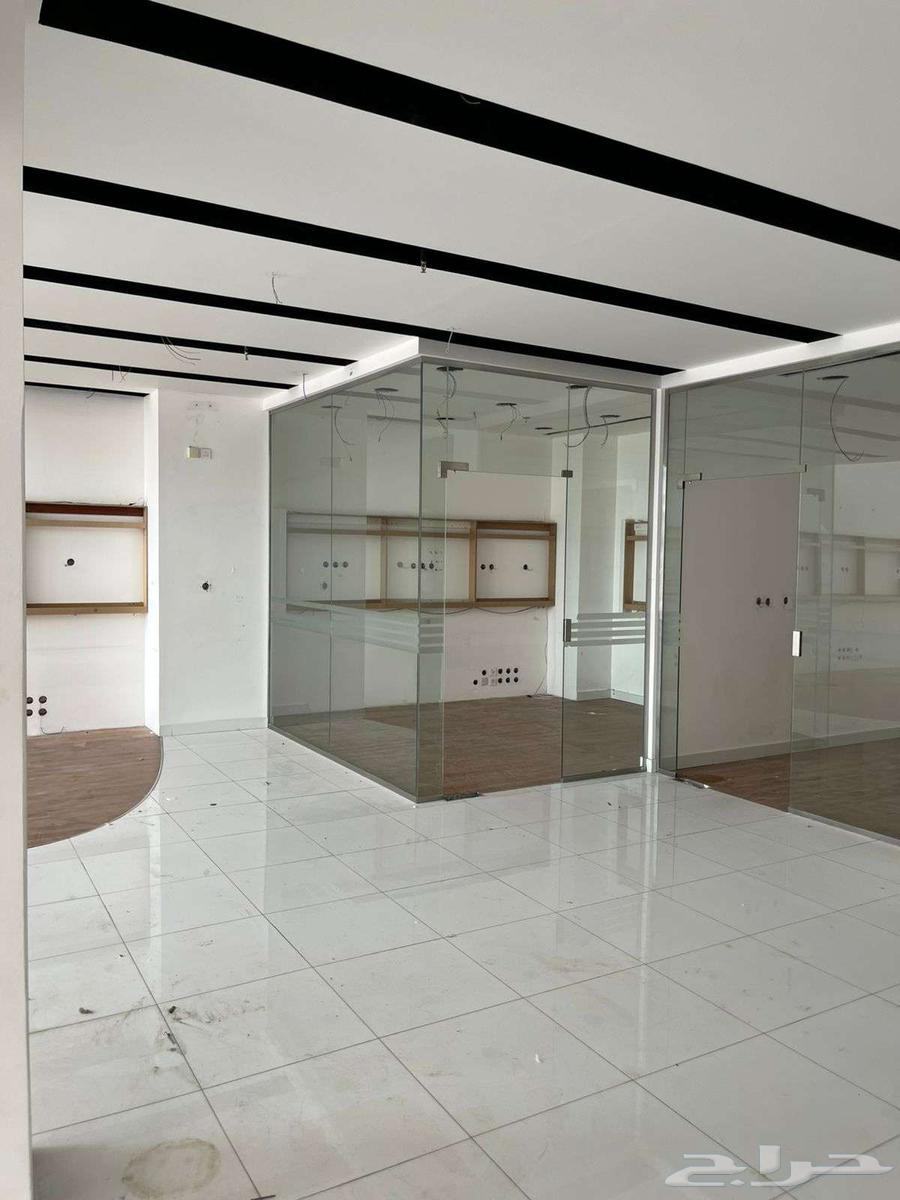 معرض للإيجار63611848077187113