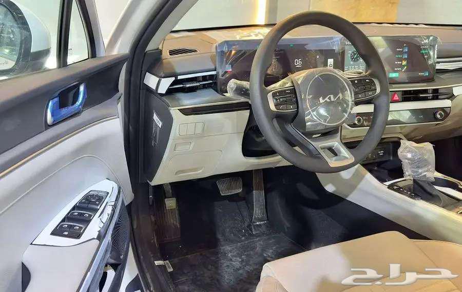 كيا K5 استاندر مطور 202563394606439555111