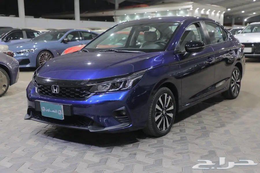 Honda City LX Sport, half full, four-cylinder, model 202463389164916737112