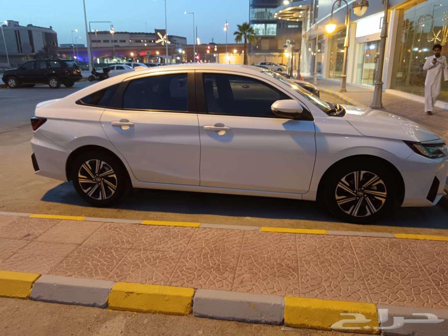 تويوتا ياريس YX63654902002817112