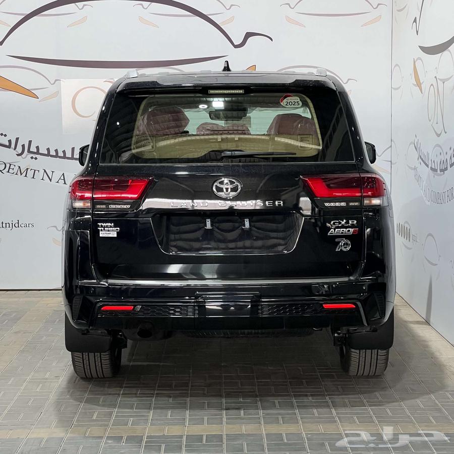 تويوتا لاندكروزر GXRS بنزين الساير 2025 كاش أو أقساط63394617577475113