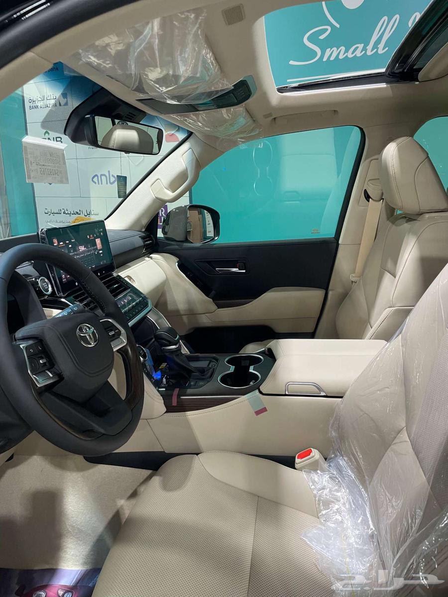 تويوتا لاندكروزر L4 GXR 2025 بنزين سعودي كاش واقساط63387689619842111