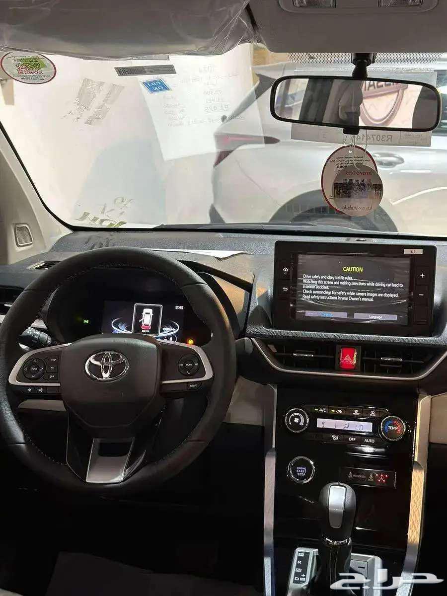 تويوتا فيلوز GLX بنزين 202563385753362306114
