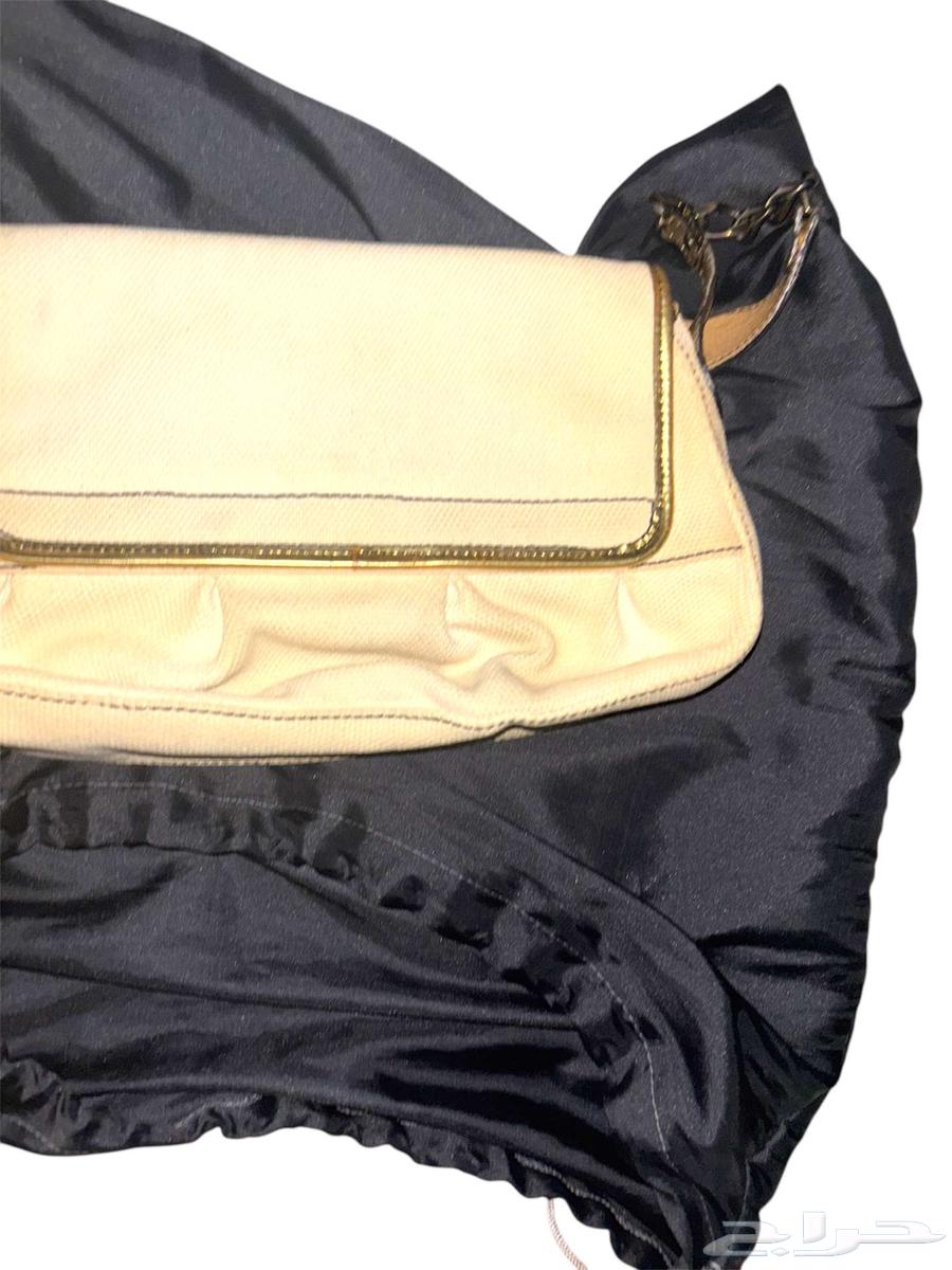 Fendi White Canvas B. Bag Golden فندي63618374064385111