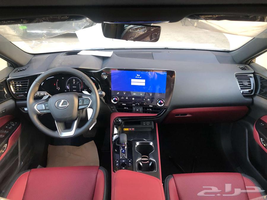 لكزس NX 350 CC 2025 سعودي أبيض داخل أحمر63387507470083113