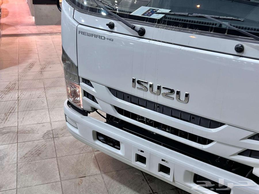 Isuzu D-Max 6-ton long chassis model 2024 available at Khalid for Cars63386428824323111