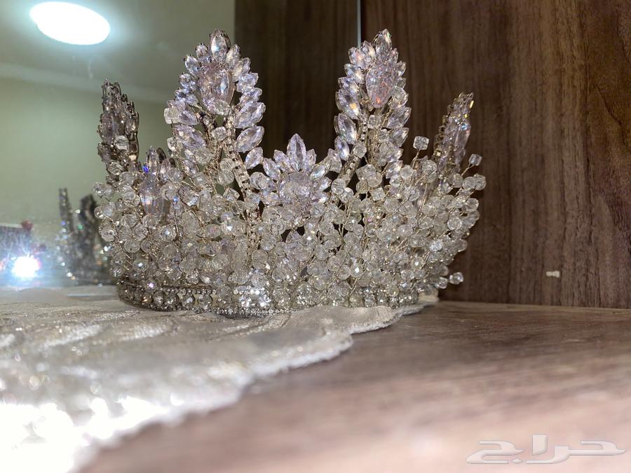 Crown detail63382943054081112