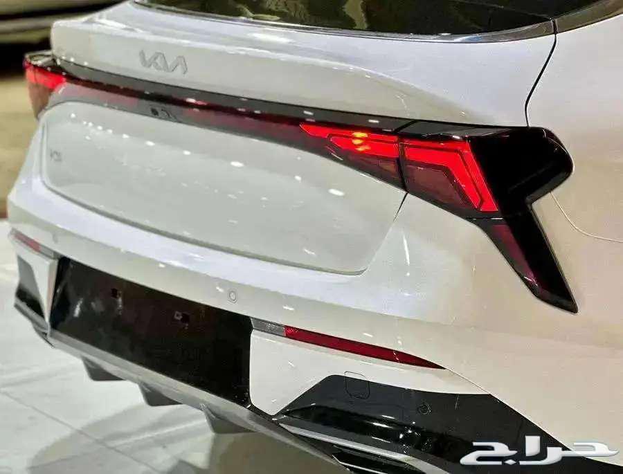 كيا K5 استاندر 2025 قير اوتماتيك بنزين63617729311107112