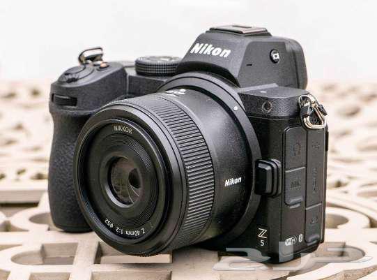 عدسة نيكور ذات فتحة Z-mount 40 مم f/263381242713474111