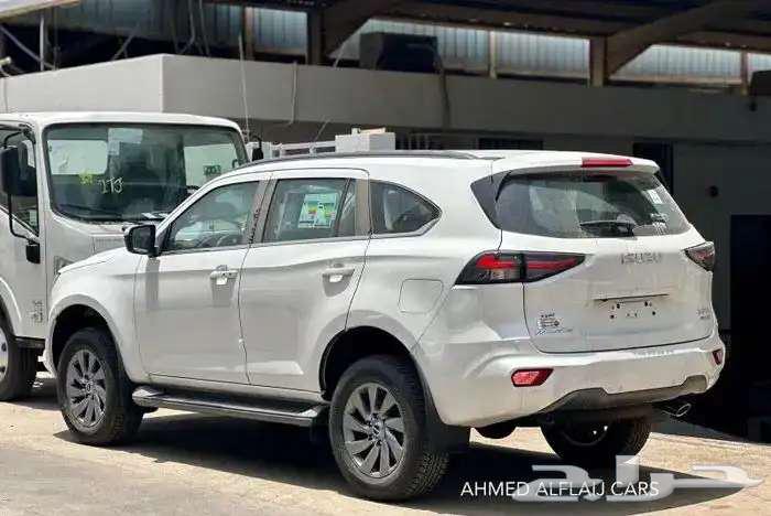 Isuzu MUX 2024 Full Option Al Ayssa63617723296769112