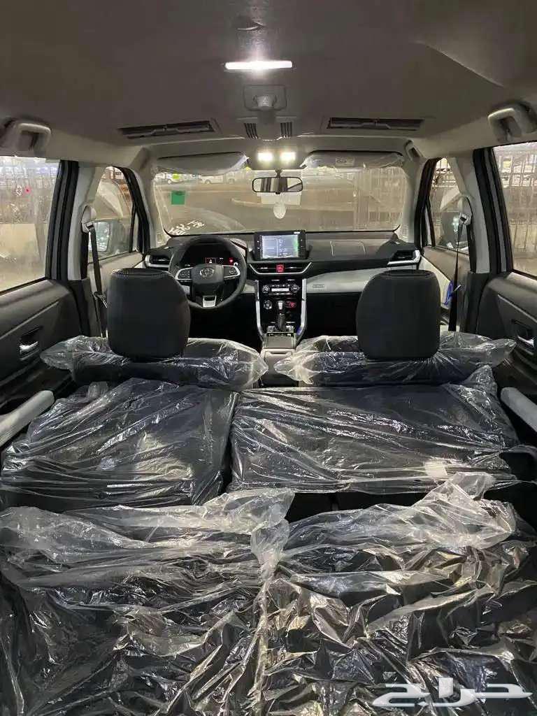 Toyota-Vellfire-GLX-Saudi-2025-Card-202563617725220354114
