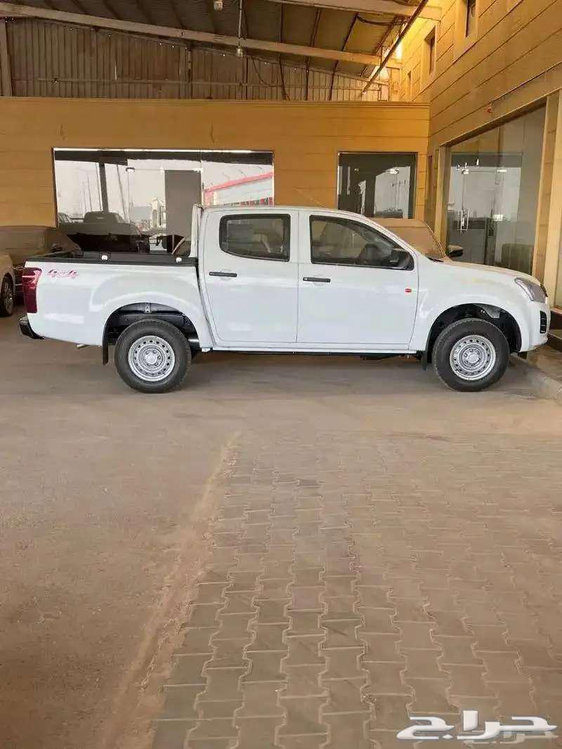 Isuzu D-Max GMR 2024 available with monthly installment of 1424 from Al-Hasan63617722300929114