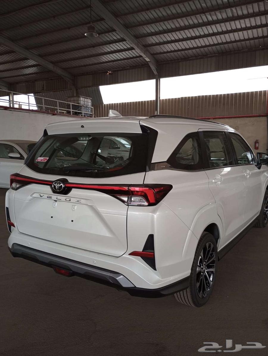 Toyota Veloz GLX 202563617727630723111