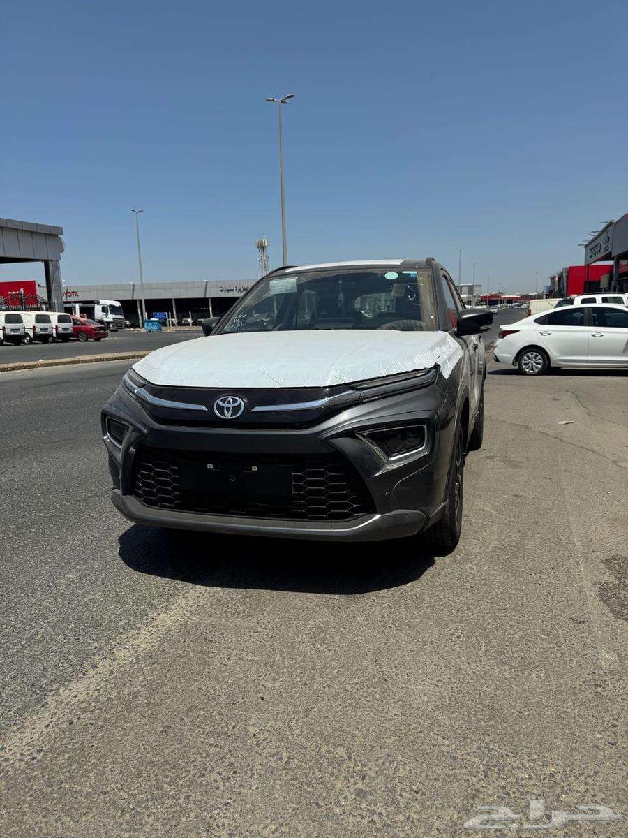 Toyota Urban Cruiser Gray 1500 GL - Model 202563382412575618113