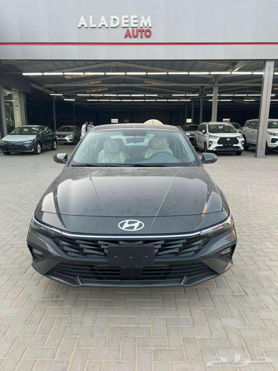 Hyundai Elantra 2000 cc Smart 202563382107054850111