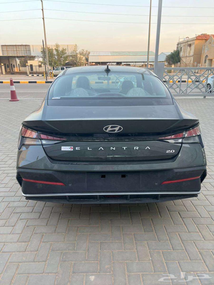 Hyundai Elantra 2000 cc Smart 202563382107054850112