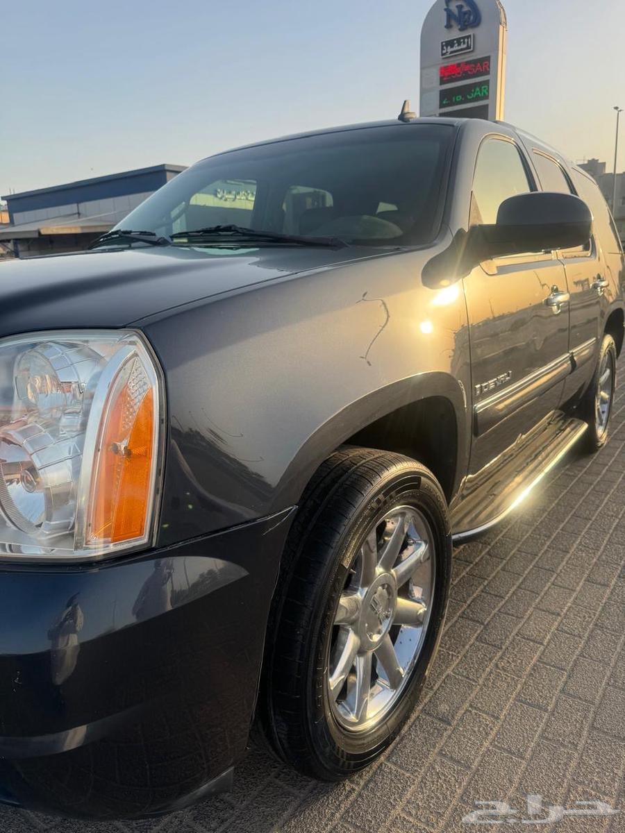 GMC Denali Full Option63617848975619111