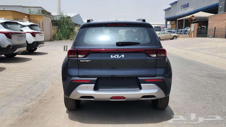 Kia Sonet 2023 offers and driving discounts for cars63382910893571111