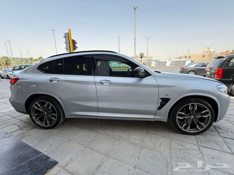 بي إم دبليو X4 M40i63617722120578113