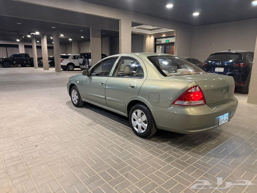 Sunny stored 2011 very clean63617855185409112
